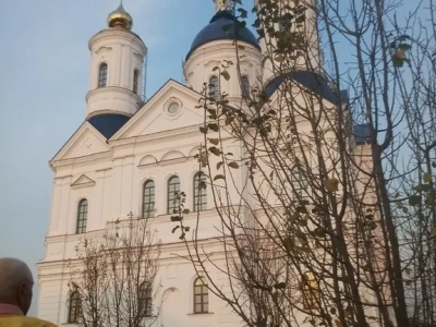 В ходе Первосвятительского визита в Брянскую епархию Предстоятель Русской Церкви освятил Успенский собор Свенского монастыря.