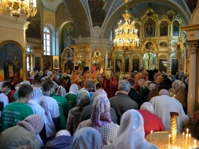 Воспоминание чуда Архистратига Михаила, бывшего в Хонех (Колоссах) (IV). Престольный праздник Соборного храма Новозыбковского благочиния Клинцовской Епархии возглавил Правящий Архиерей – Епископ Клинцовский и Трубчевский Владимир