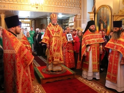 Воспоминание чуда Архистратига Михаила, бывшего в Хонех (Колоссах) (IV). Престольный праздник Соборного храма Новозыбковского благочиния Клинцовской Епархии возглавил Правящий Архиерей – Епископ Клинцовский и Трубчевский Владимир