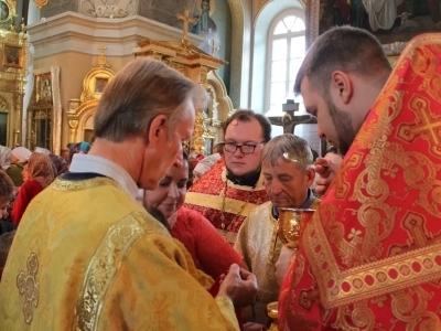 Воспоминание чуда Архистратига Михаила, бывшего в Хонех (Колоссах) (IV). Престольный праздник Соборного храма Новозыбковского благочиния Клинцовской Епархии возглавил Правящий Архиерей – Епископ Клинцовский и Трубчевский Владимир