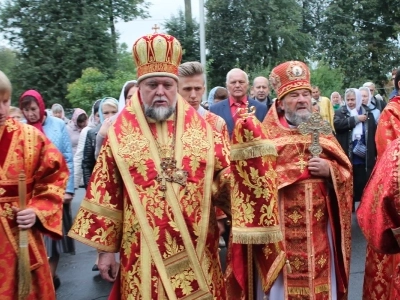 Воспоминание чуда Архистратига Михаила, бывшего в Хонех (Колоссах) (IV). Престольный праздник Соборного храма Новозыбковского благочиния Клинцовской Епархии возглавил Правящий Архиерей – Епископ Клинцовский и Трубчевский Владимир