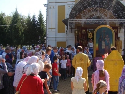 Ученики и учителя Новозыбковского благочиния испросили благословения у Господа на начало нового 2019/2020 учебного года