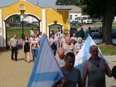 В День памяти святого равноапостольного великого князя Владимира в Новозыбковском благочинии молитвенно почтили 1031-летие Крещения Руси, а также почтили память, погибших за Веру и Отечество, воинов служивших в войсках Военно-морского флота