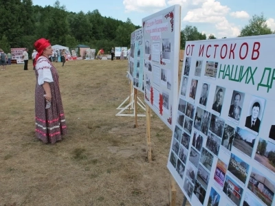 Священник поздравил жителей Новозыбковского района с 90-летним юбилеем самостоятельности как Муниципального образования