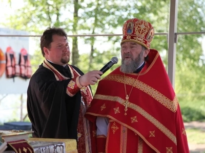 «За живое общение!»: III Форум православной молодежи Клинцовской Епархии состоялся на берегу реки Ипуть близ села Новые Бобовичи Новозыбковского благочиния