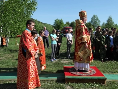 «За живое общение!»: III Форум православной молодежи Клинцовской Епархии состоялся на берегу реки Ипуть близ села Новые Бобовичи Новозыбковского благочиния