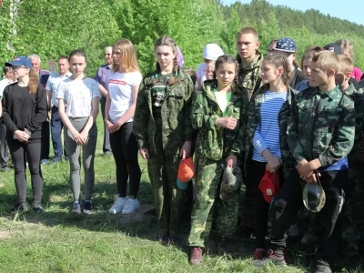 «За живое общение!»: III Форум православной молодежи Клинцовской Епархии состоялся на берегу реки Ипуть близ села Новые Бобовичи Новозыбковского благочиния