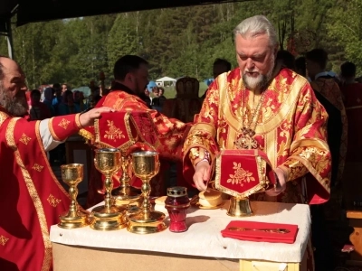 «За живое общение!»: III Форум православной молодежи Клинцовской Епархии состоялся на берегу реки Ипуть близ села Новые Бобовичи Новозыбковского благочиния