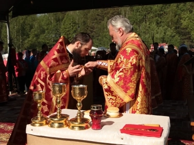 «За живое общение!»: III Форум православной молодежи Клинцовской Епархии состоялся на берегу реки Ипуть близ села Новые Бобовичи Новозыбковского благочиния