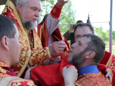 «За живое общение!»: III Форум православной молодежи Клинцовской Епархии состоялся на берегу реки Ипуть близ села Новые Бобовичи Новозыбковского благочиния