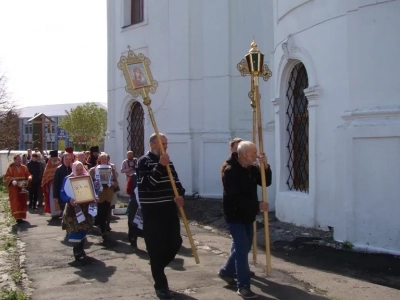 Съезд православной молодежи Клинцовской епархии на Светлой Седмице. Во встрече приняли участие и активисты молодежных православных объединений приходов Новозыбковского благочиния