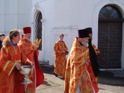 Съезд православной молодежи Клинцовской епархии на Светлой Седмице. Во встрече приняли участие и активисты молодежных православных объединений приходов Новозыбковского благочиния