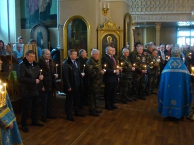 Еще молимся о упокоении воинов, жизнь свою на поле брани положивших ! В день Сретения Господня, а также в день 30-й годовщины вывода советских войск из Афганистана, в соборном храме Новозыбковского благочиния совершена панихида о всех воинах, погибших в локальных вооруженных конфликтах