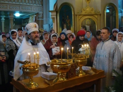 Святое Богоявление в Новозыбковском благочинии: священник совершил чин Великого освящения воды в Новозыбковском водоканале – Святая вода в каждом Новозыбковском доме