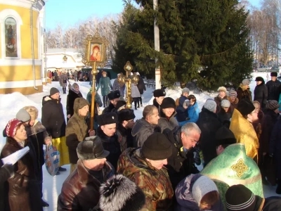 Святое Богоявление в Новозыбковском благочинии: священник совершил чин Великого освящения воды в Новозыбковском водоканале – Святая вода в каждом Новозыбковском доме