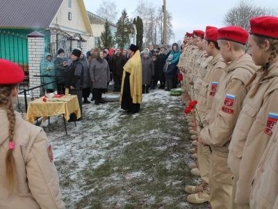 День Героев отечества в Новозыбковском благочинии: священник принял присягу Юнармейцев