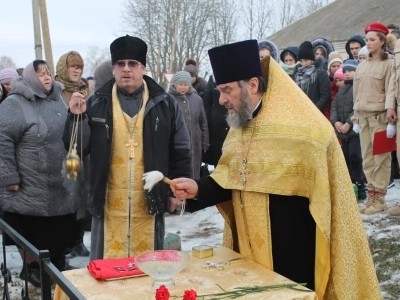 День Героев отечества в Новозыбковском благочинии: священник принял присягу Юнармейцев