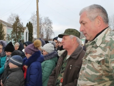 День Героев отечества в Новозыбковском благочинии: священник принял присягу Юнармейцев