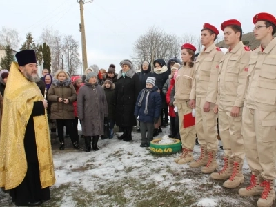 День Героев отечества в Новозыбковском благочинии: священник принял присягу Юнармейцев