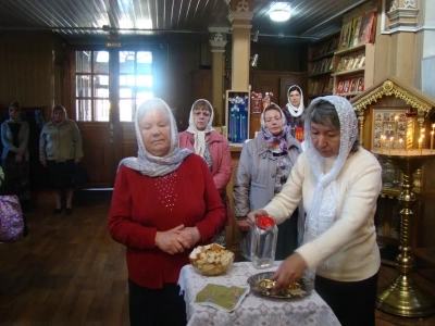 День пожилых людей в Новозыбковском благочинии. Жильцы Дома-интерната для пожилых людей посетили храм и причастились Святых Христовых Таин