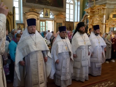 Фоторепортаж Престольного праздника храма в честь чуда Архистратига Михаила в Хонех города Новозыбкова Клинцовской Епархии