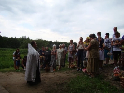 В день Преображения Господня, на берегу реки Ипуть, близ села Новые Бобовичи, освящена новая криница в честь иконы Божией Матери «Неопалимая купина»