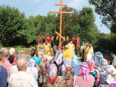 В День 1030-летия Крещения Руси в селе Сновское Новозыбковского благочиния освящен Поклонный крест