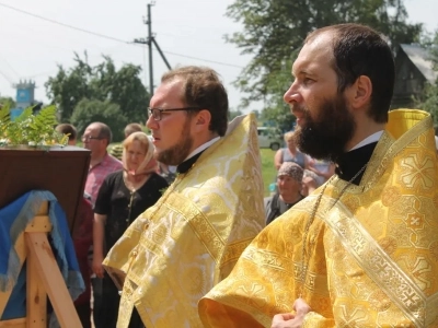 В День 1030-летия Крещения Руси в селе Сновское Новозыбковского благочиния освящен Поклонный крест