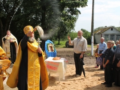 В День 1030-летия Крещения Руси в селе Сновское Новозыбковского благочиния освящен Поклонный крест