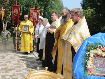 В День 1030-летия Крещения Руси в селе Сновское Новозыбковского благочиния освящен Поклонный крест