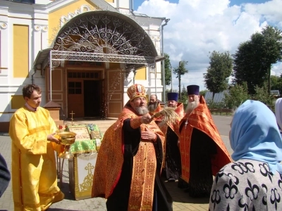 Царские дни в Новозыбковском благочинии: Священники и миряне благочиния почтили память святых Царственных Страстотерпцев