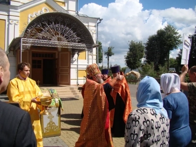 Царские дни в Новозыбковском благочинии: Священники и миряне благочиния почтили память святых Царственных Страстотерпцев