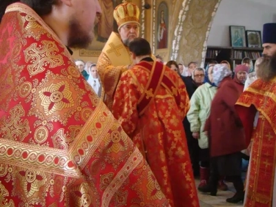 Христос воскресе! Воистину воскресе! Епископ Клинцовской и Трубчевский Владимир, в Петро-Павловском кафедральном соборе, в Понедельник Светлой седмицы, возглавил Соборное богослужение духовенства Епархии