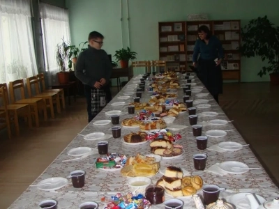 В гостях у масленицы ! – Для воспитанников Воскресных школ храмов города Новозыбкова проведен совместный утренник предстоящем о Прощеном воскресенье