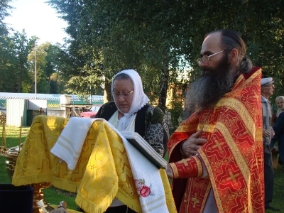 Святый Архистратиже Божий Михаиле, моли Бога о нас ! Епископ Клинцовский и Трубчевский Владимир возглавил торжества в день Престольного праздники храма в честь чуда Архистратига Михаила в Хонех города Новозыбкова