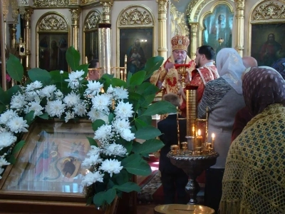 Святый Архистратиже Божий Михаиле, моли Бога о нас ! Епископ Клинцовский и Трубчевский Владимир возглавил торжества в день Престольного праздники храма в честь чуда Архистратига Михаила в Хонех города Новозыбкова