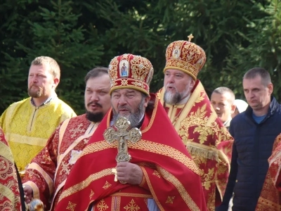 Святый Архистратиже Божий Михаиле, моли Бога о нас ! Епископ Клинцовский и Трубчевский Владимир возглавил торжества в день Престольного праздники храма в честь чуда Архистратига Михаила в Хонех города Новозыбкова