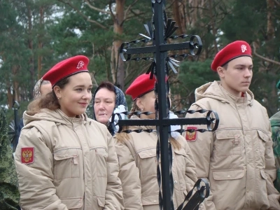 Имена ваши неизвестны, но память ваша вечна ! В преддверии дня Освобождения Брянщины от немецко-фашистских захватчиков, в селе Старые Бобовичи, собором священников Новозыбковского благочиния, совершена панихида у братских могил воинов-освободителей