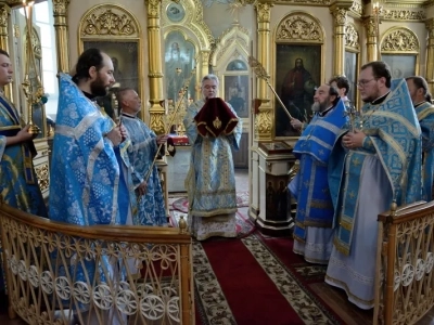 Епископ Клинцовский и Трубчевский Владимир в городе Новозыбкове возглавил торжества, посвященные иконе Божией Матери «Почаевская»