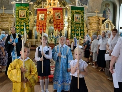 Епископ Клинцовский и Трубчевский Владимир в городе Новозыбкове возглавил торжества, посвященные иконе Божией Матери «Почаевская»