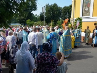 Епископ Клинцовский и Трубчевский Владимир в городе Новозыбкове возглавил торжества, посвященные иконе Божией Матери «Почаевская»