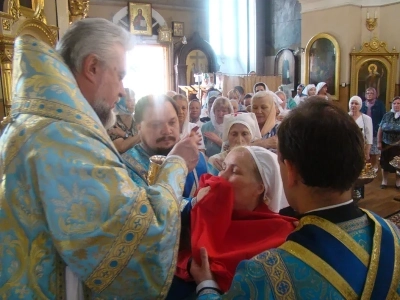 Епископ Клинцовский и Трубчевский Владимир в городе Новозыбкове возглавил торжества, посвященные иконе Божией Матери «Почаевская»