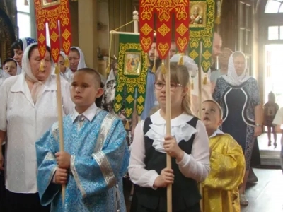 Епископ Клинцовский и Трубчевский Владимир в городе Новозыбкове возглавил торжества, посвященные иконе Божией Матери «Почаевская»