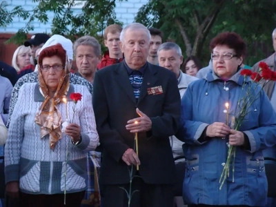 День памяти и скорби в Новозыбковском благочинии ознаменован молитвой об упокоении душ воинов-освободителей