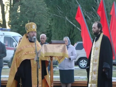 День памяти и скорби в Новозыбковском благочинии ознаменован молитвой об упокоении душ воинов-освободителей