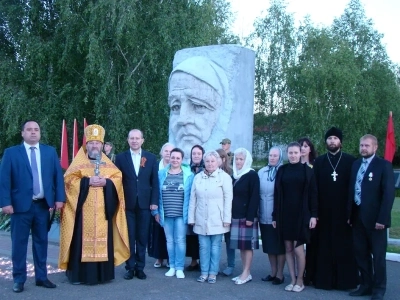 День памяти и скорби в Новозыбковском благочинии ознаменован молитвой об упокоении душ воинов-освободителей