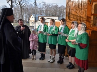 Архиерейское богослужение в храме в честь Чуда Архистратига Михаила в Хонех в Новозыбкове в среду первой седмицы Великого поста: повечерие с чтением Великого канона преподобного Андрея Критского