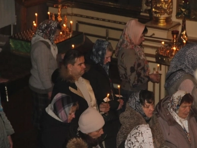 Христиане города Новозыбкова вновь поклонились святыне - копии Небоявленного Животворящего Креста Господня (Годеновский Крест)