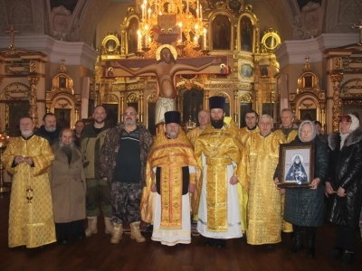 Христиане города Новозыбкова вновь поклонились святыне - копии Небоявленного Животворящего Креста Господня (Годеновский Крест)