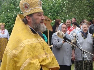 Духовенство, Администрация и селяне Новозыбковского района возблагодарили Господа об окончании посевных работ